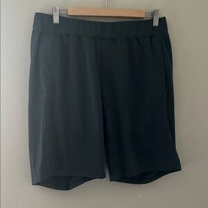 RYU Respect Your Universe Green Performance Training Shorts Men’s Large